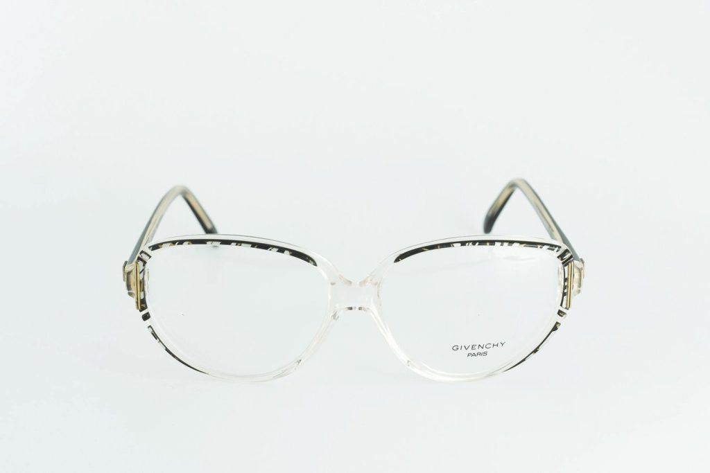 GIVENCHY 8918